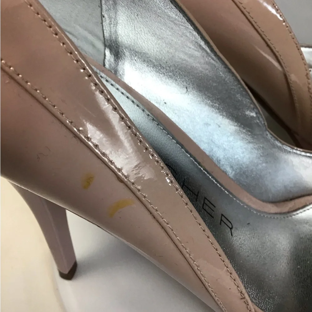 Marc Fisher Women Patent Leather Pale Pink Open Toe Pumps bow front Sz.6.5 GUC
